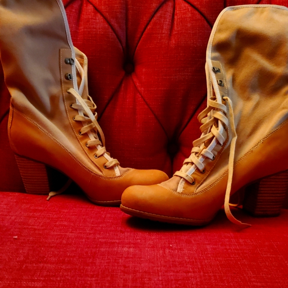Brand new  timberland  boots  with a heel